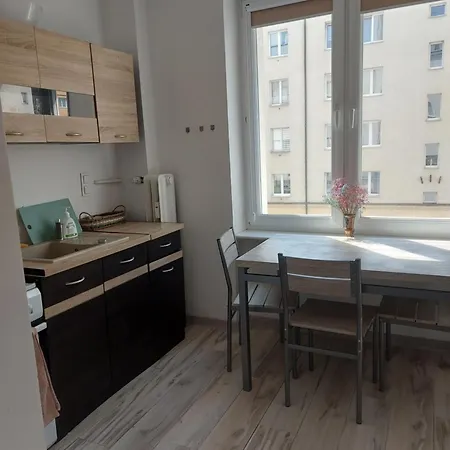 Kawalerka W Centrum Gdyni *